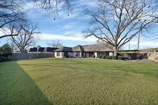 3410 Faulkner Dr, Rowlett, TX 75088 - Photo 36