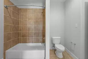 705 E 1st St, Fort Worth, TX 76102 - Photo 28