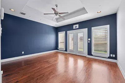 705 E 1st Street, Fort Worth, TX 76102 - Photo 32