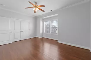 705 E 1st St, Fort Worth, TX 76102 - Photo 26