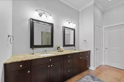 705 E 1st Street, Fort Worth, TX 76102 - Photo 22