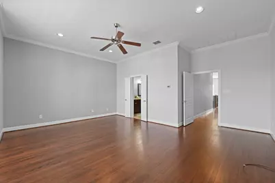 705 E 1st Street, Fort Worth, TX 76102 - Photo 18