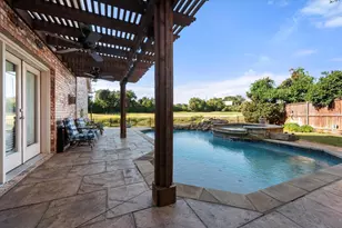 1352 Cog Hill Dr, Fort Worth, TX 76120 - Photo 24