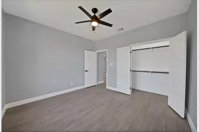 206 Lakeview Drive, Runaway Bay, TX 76426 - Photo 24