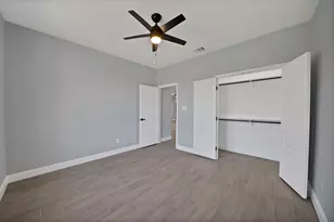 206 Lakeview Dr, Runaway Bay, TX 76426 - Photo 24