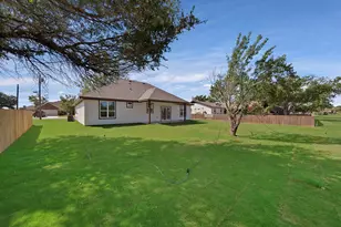 206 Lakeview Dr, Runaway Bay, TX 76426 - Photo 32