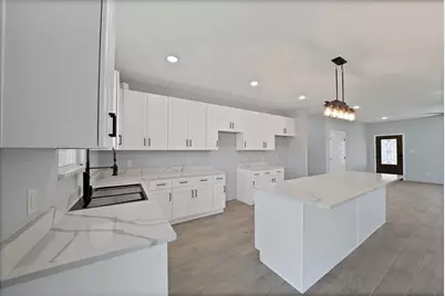 206 Lakeview Drive, Runaway Bay, TX 76426 - Photo 16