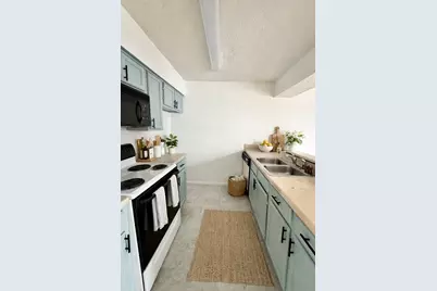 9813 Walnut Street #302, Dallas, TX 75243 - Photo 2