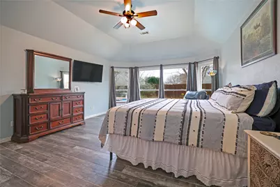 8356 Thornhill Drive, North Richland Hills, TX 76182 - Photo 6