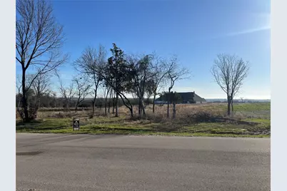 216 Dan Russell Bend, Weatherford, TX 76087 - Photo 2