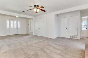 4021 Treeline Dr, Dallas, TX 75224 - Photo 2