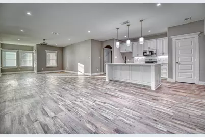 1219 S Rockwall Avenue, Terrell, TX 75160 - Photo 4