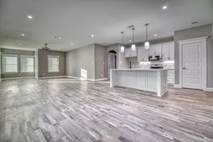 1219 S Rockwall Ave, Terrell, TX 75160 - Photo 4