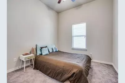 321 Valentino, Grand Prairie, TX 75052 - Photo 18