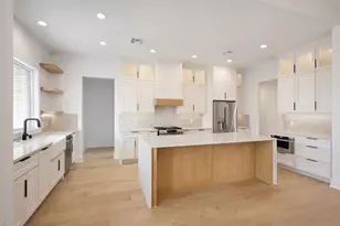 2033 Nichole Blvd, Pottsboro, TX 75076 - Photo 14