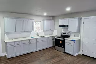 1207 Wayne St, Fort Worth, TX 76117 - Photo 4
