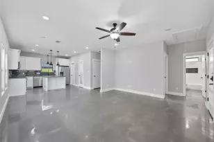 610 E Shepherd St, Denison, TX 75021 - Photo 2