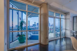 1001 Belleview St, Dallas, TX 75215 - Photo 14