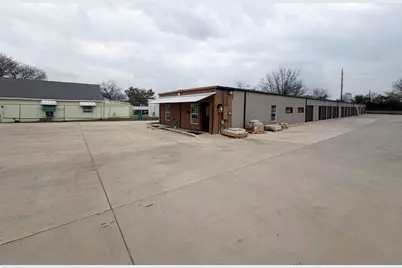 2103 S Kaufman Street, Ennis, TX 75119 - Photo 1