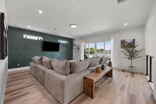 4029 Ivanhoe Ln, Dallas, TX 75212 - Photo 8