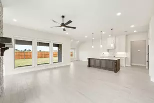 27 Harrier St, Joshua, TX 76058 - Photo 14