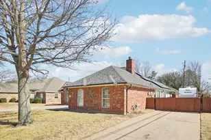 360 College St S, Keller, TX 76248 - Photo 2