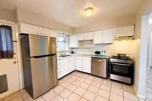 1137 Haines Ave, Dallas, TX 75208 - Photo 10