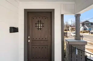 2724 E 12th St, Fort Worth, TX 76111 - Photo 4