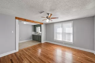 2724 E 12th St, Fort Worth, TX 76111 - Photo 10