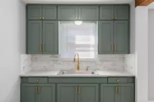 2724 E 12th St, Fort Worth, TX 76111 - Photo 12