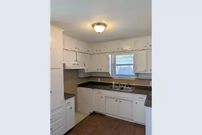 6912 Chippendale Drive, Fort Worth, TX 76134 - Photo 8