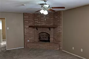 6912 Chippendale Dr, Fort Worth, TX 76134 - Photo 4