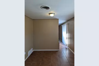 6912 Chippendale Drive, Fort Worth, TX 76134 - Photo 6