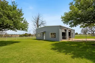 2381 E State Hwy 56, Bonham, TX 75418 - Photo 4