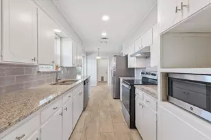 2224 Picadilly Ln, Denton, TX 76209 - Photo 2