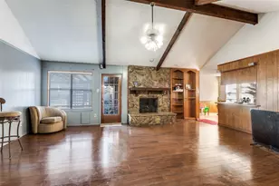 322 Meadowlark Ln, Duncanville, TX 75137 - Photo 2