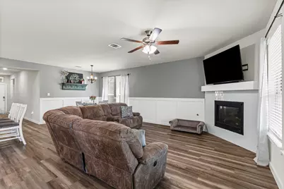 401 Evans Drive, Van Alstyne, TX 75495 - Photo 8