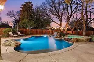 2711 Quail Cove Dr, Lewisville, TX 75077 - Photo 2