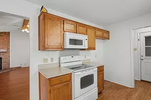 1507 Lindsey Ln, Cleburne, TX 76033 - Photo 14