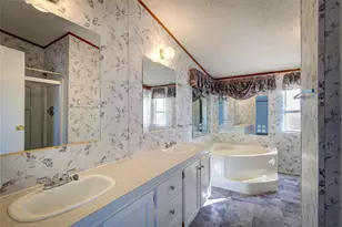 2822 Co Rd 3514, Greenville, TX 75402 - Photo 34