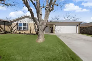 6517 Ridglea Dr, Watauga, TX 76148 - Photo 2