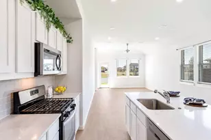 4712 Hunter Hurst Dr, Princeton, TX 75071 - Photo 8