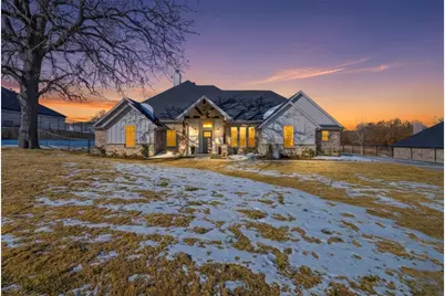 9017 Valley Oak Court, Springtown, TX 76082 - Photo 1