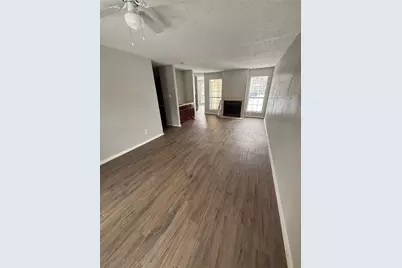 714 Bel Aire Crest, Irving, TX 75061 - Photo 2