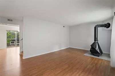 4020 Holland Avenue #202, Dallas, TX 75219 - Photo 2