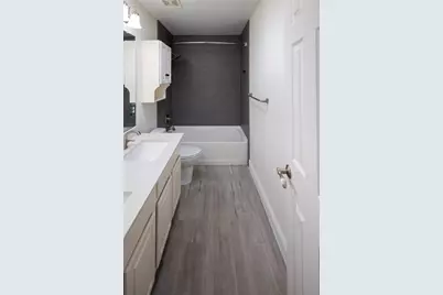 413 Ridge Meade Drive, Lewisville, TX 75067 - Photo 30