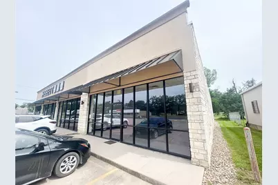 610 E Tyler Street, Athens, TX 75751 - Photo 2