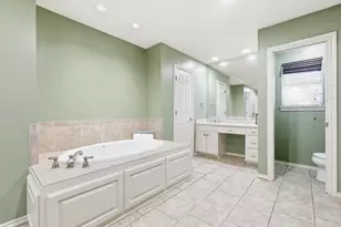 2272 Hollyhill Ln, Denton, TX 76205 - Photo 18