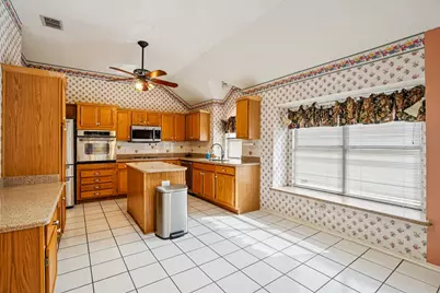 7213 Crabtree Lane, North Richland Hills, TX 76182 - Photo 10