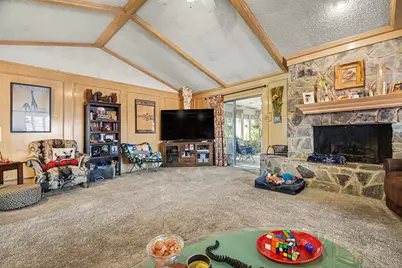 1319 Meadowcrest Drive, Mesquite, TX 75149 - Photo 6